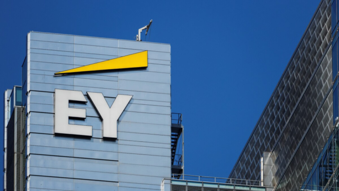 EY is Hiring for Freshers | Trainee | Apply Now